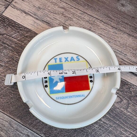 Vintage Texas Sesquicentennial Ashtray — 1836–1986 Commemorative Ceramic - Picture 2 of 3